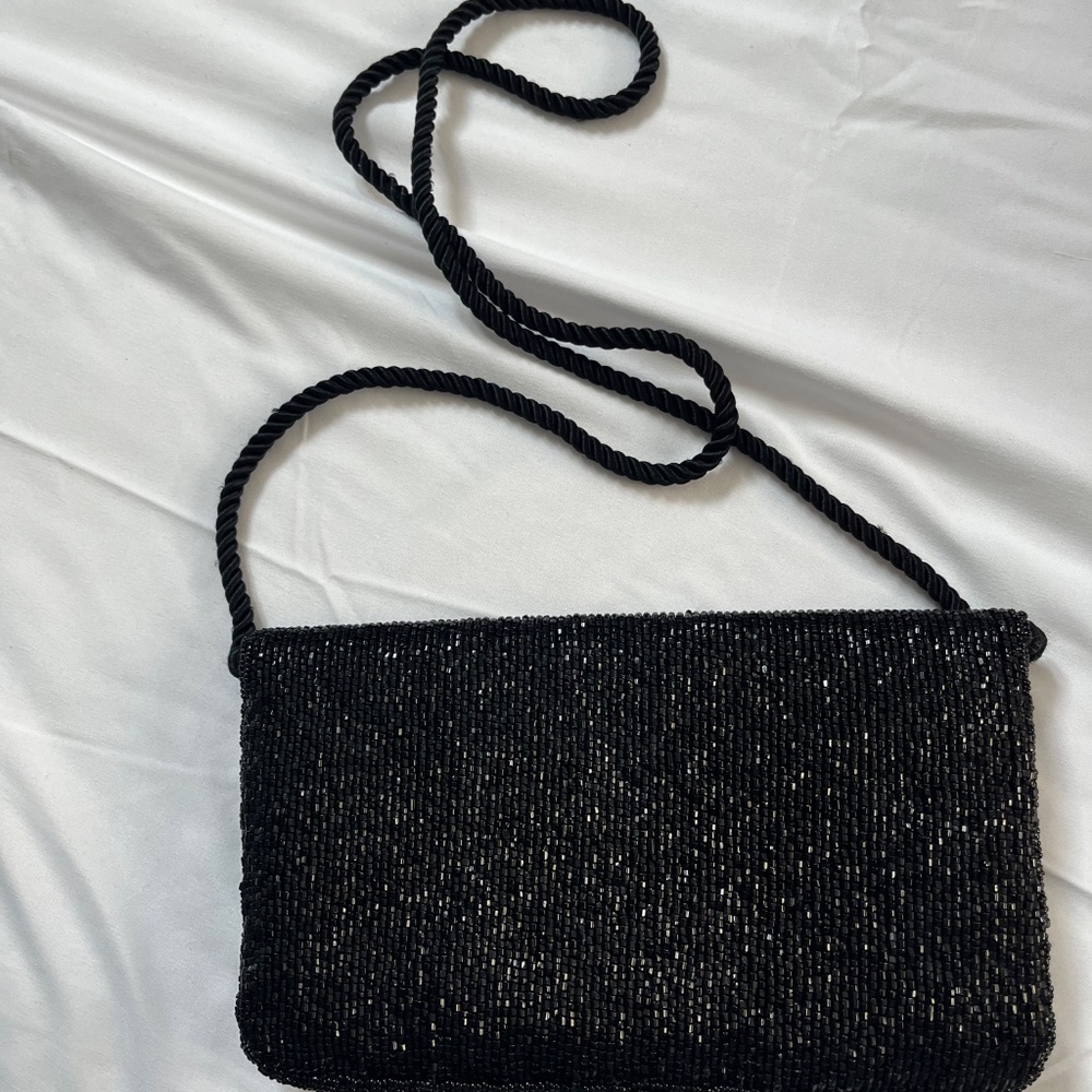 Clutch Sequence With Optional Strap - image 2